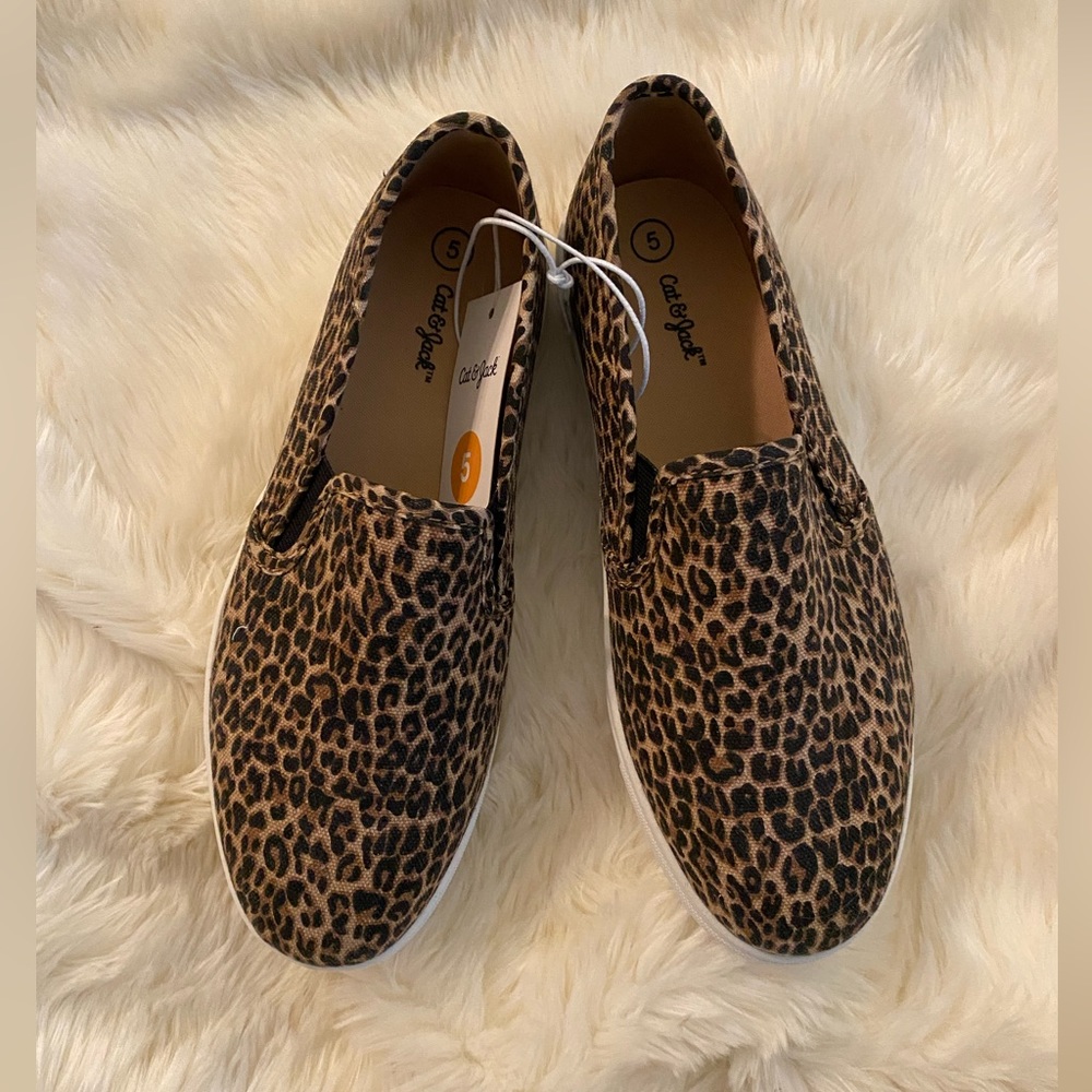 Cat & Jack leopard print slip-on shoes